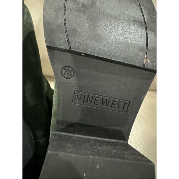 NINE WEST Dolea Chelsea Lug Sole Suede Platform Boots - Picture 8 of 8